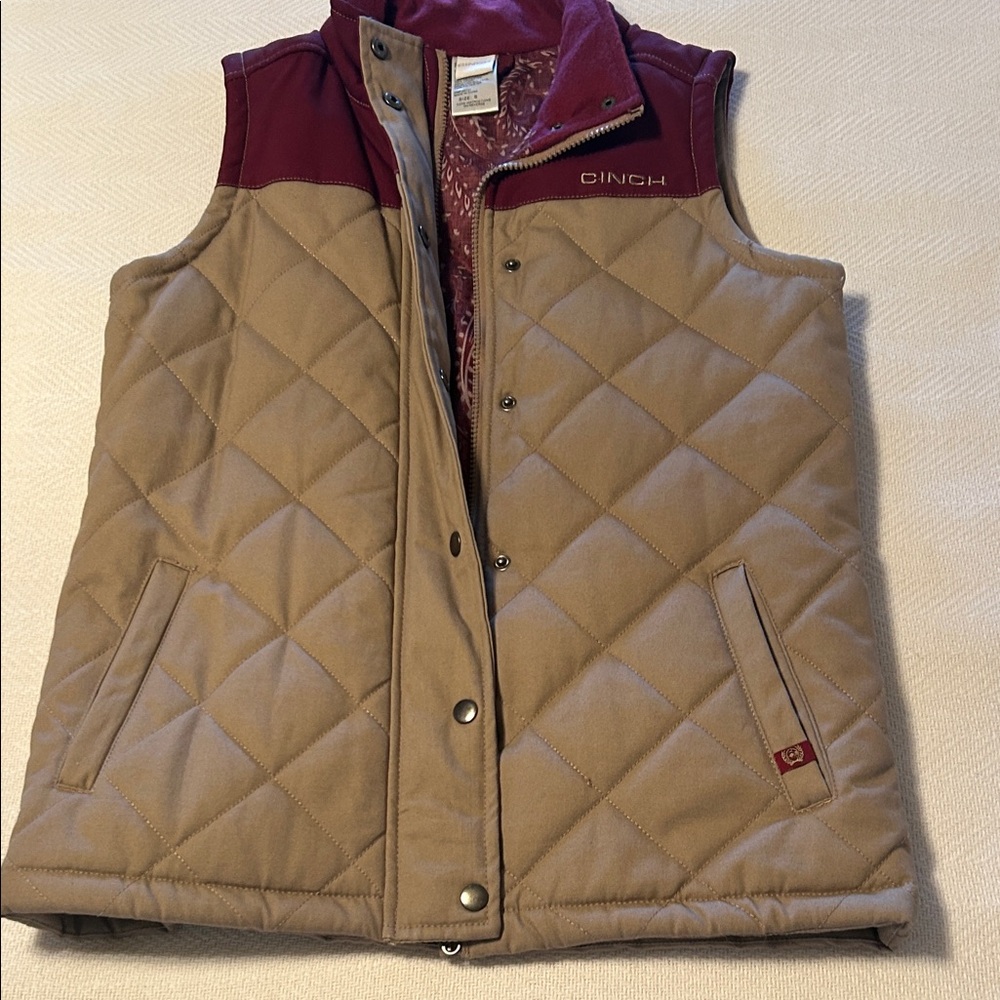 Cinch Quilted Tan Vest with Burgundy Yoke